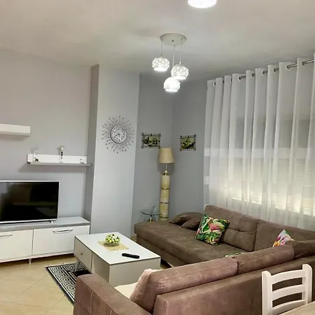 Green Apartment